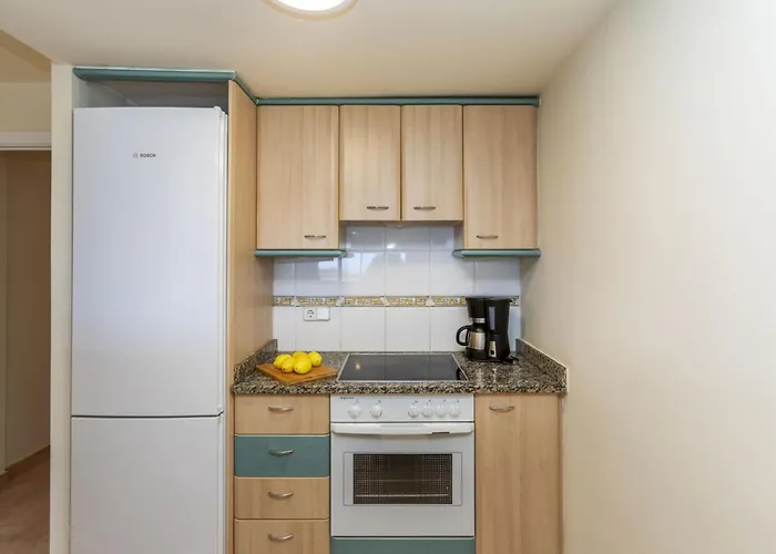 Port Eiii By Interhome Daire Pals